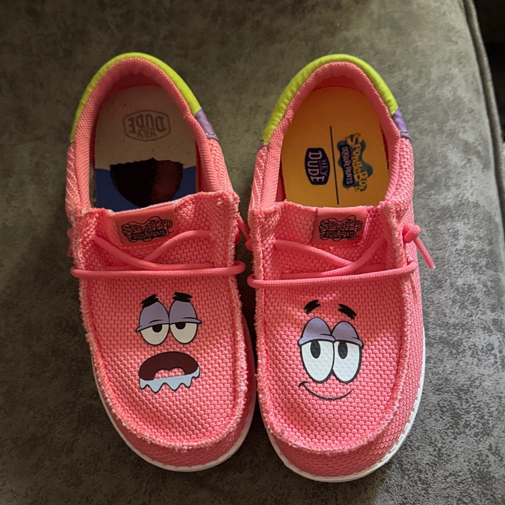 Hey Dude Kids' Bright Pink Cartoon Sneakers SpongeBob